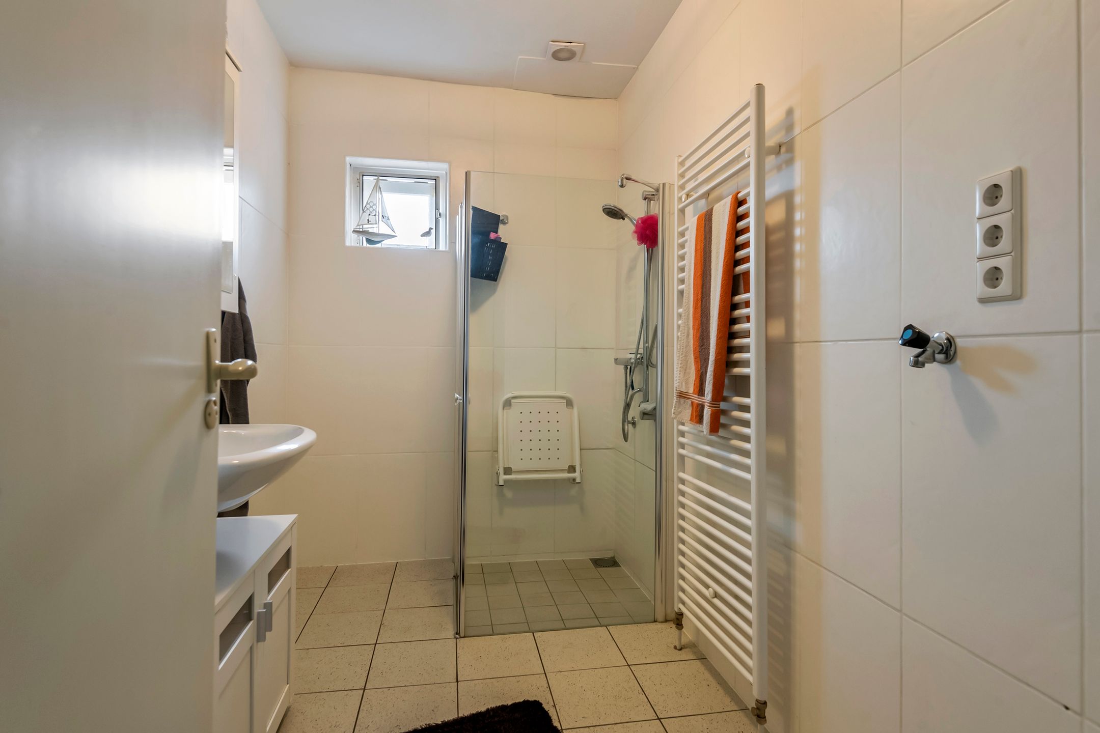 Photo 21 of Dorpsstraat 14-A