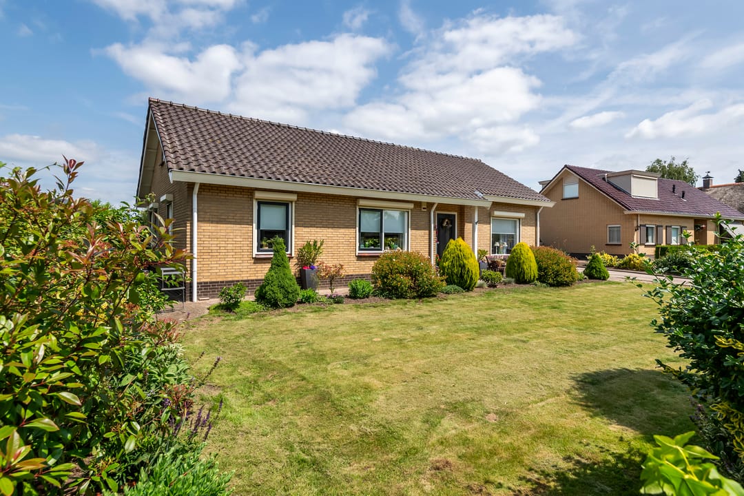 Photo 38 of Dorpsstraat 14-A