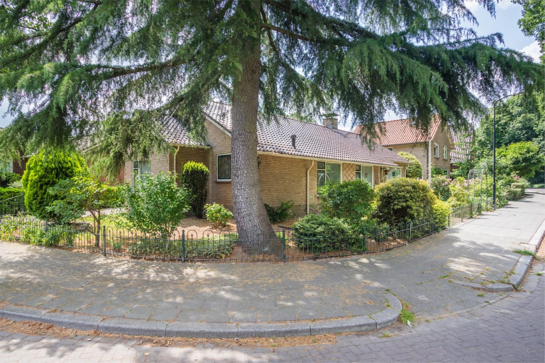 Foto 2 van Alexanderlaan 16