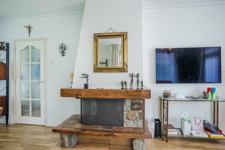 Photo 8 of Alexanderlaan 16