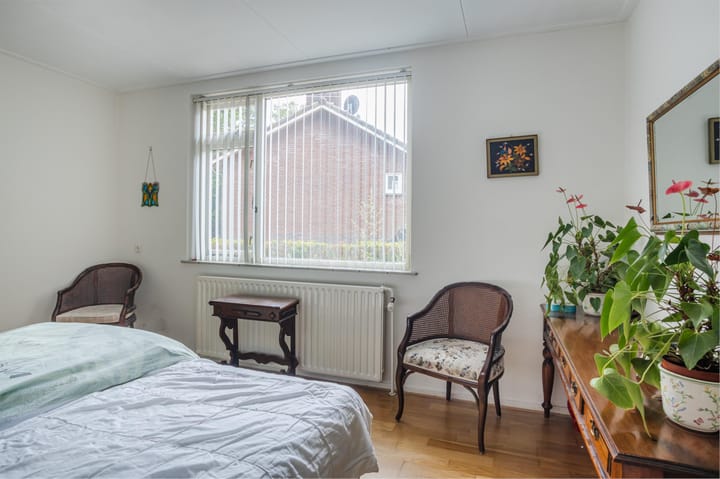 Photo 23 of Alexanderlaan 16