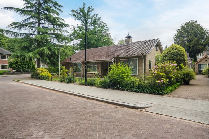 Photo 29 of Alexanderlaan 16