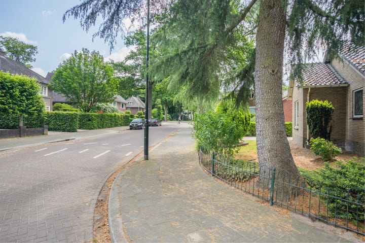 Photo 36 of Alexanderlaan 16