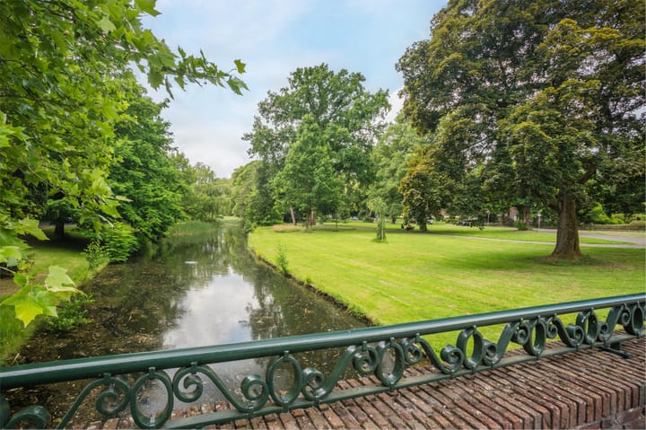 Photo 38 of Alexanderlaan 16