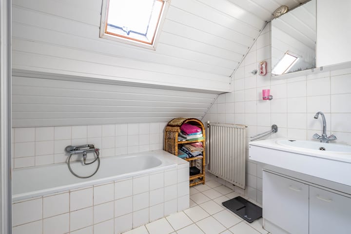 Foto 35 van Jeltingalaan 70