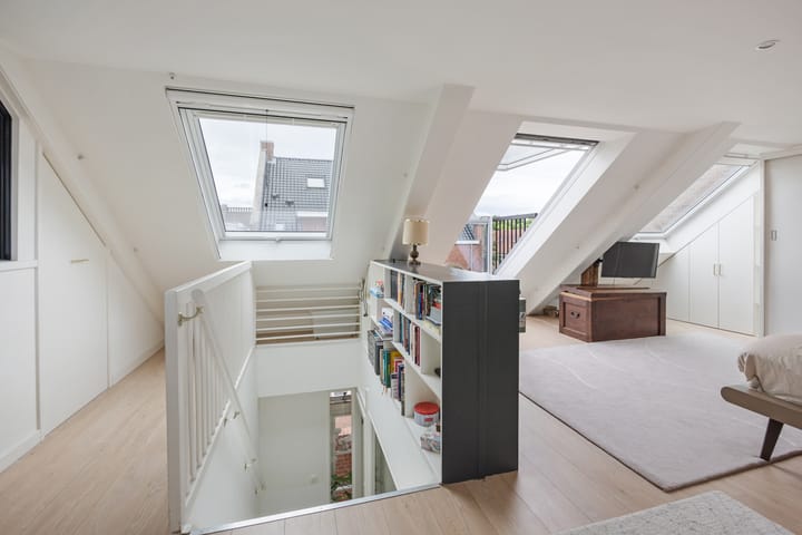 Foto 31 van James Wattstraat 4-1