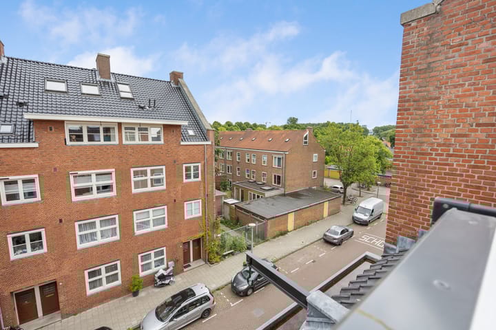 Foto 42 van James Wattstraat 4-1