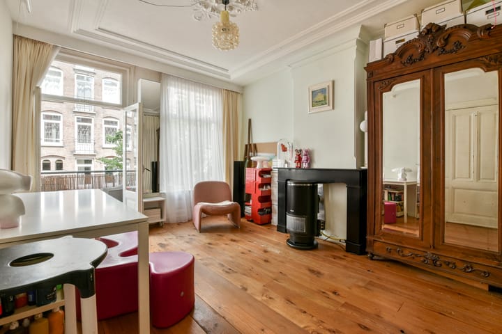 Foto 15 van Van Ostadestraat 220-1