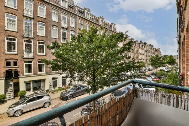 Foto 19 van Van Ostadestraat 220-1