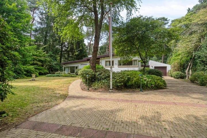 Photo 3 of Foekenlaan 22