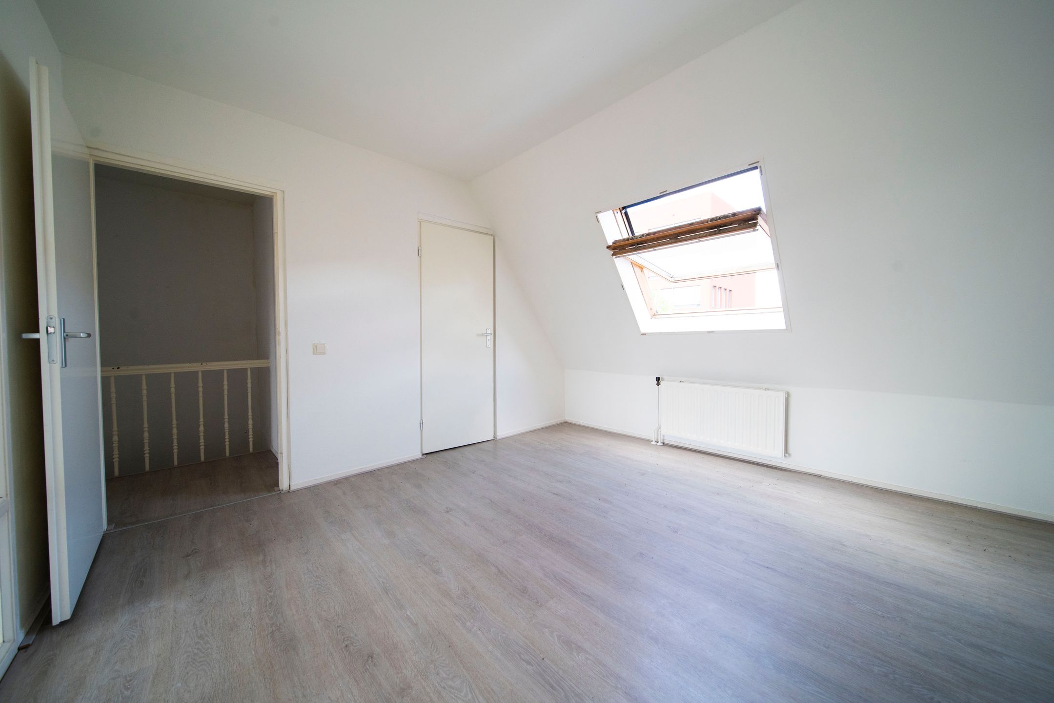 Foto 9 van Spoorstraat 8-B