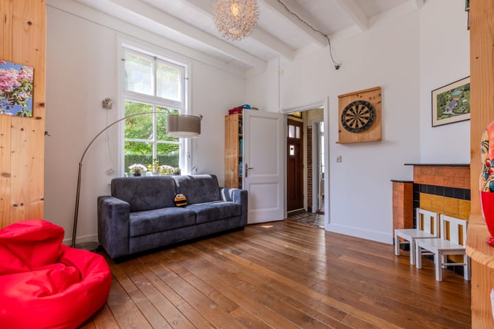 Photo 24 of Doornenburgsestraat 25