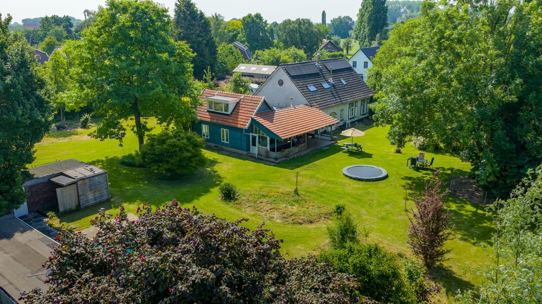 Foto 28 van Doornenburgsestraat 25