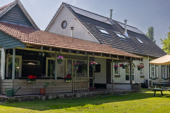 Photo 32 of Doornenburgsestraat 25