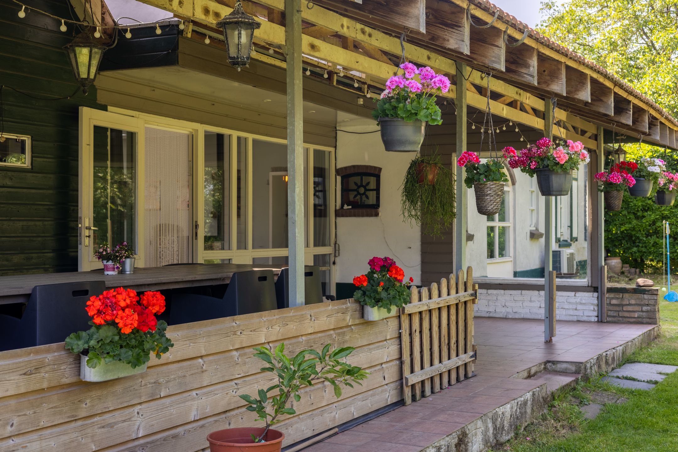 Foto 33 van Doornenburgsestraat 25