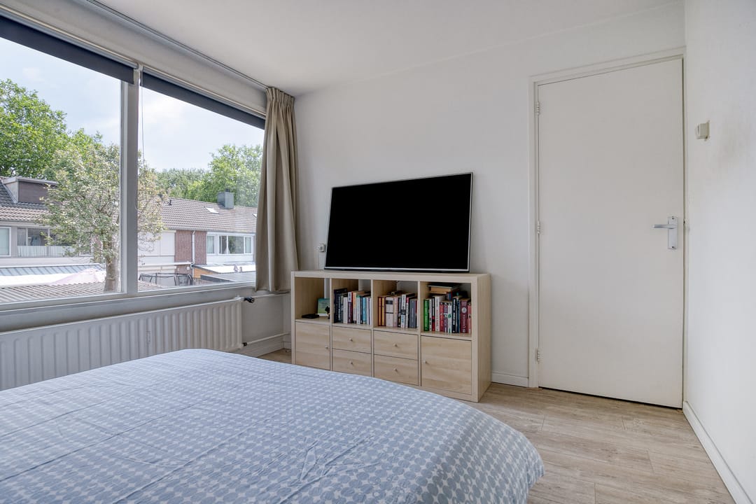 Photo 16 of Schildstraat 9