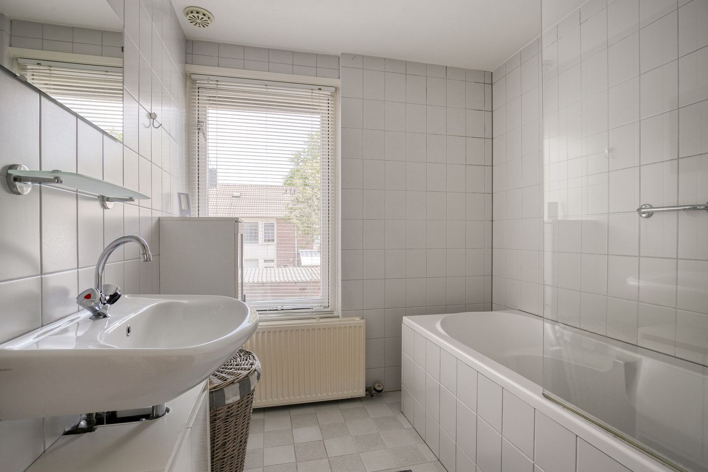 Photo 20 of Schildstraat 9