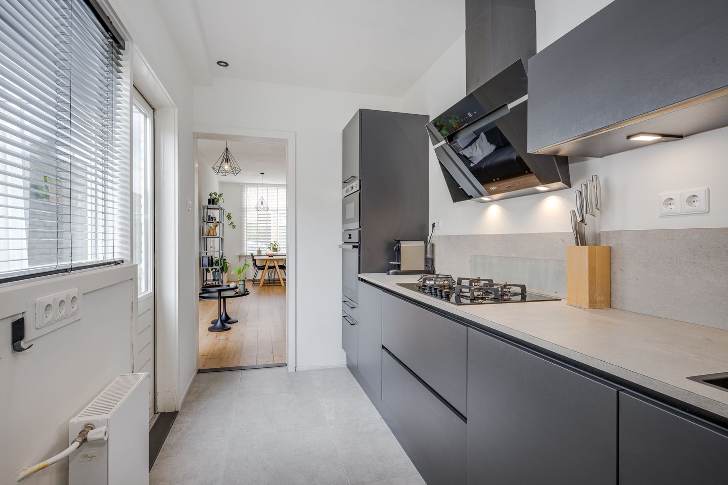 Photo 10 of Waardstraat 6