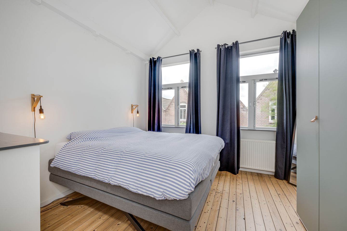 Photo 14 of Waardstraat 6