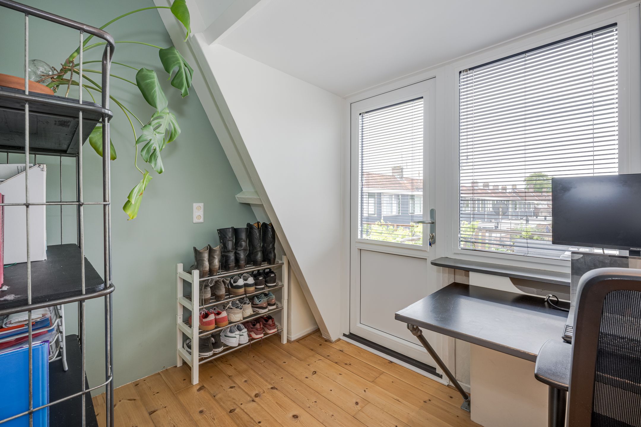 Photo 18 of Waardstraat 6