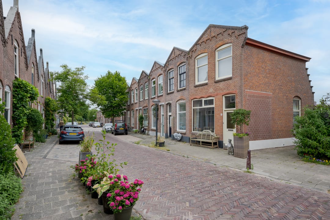 Photo 28 of Waardstraat 6