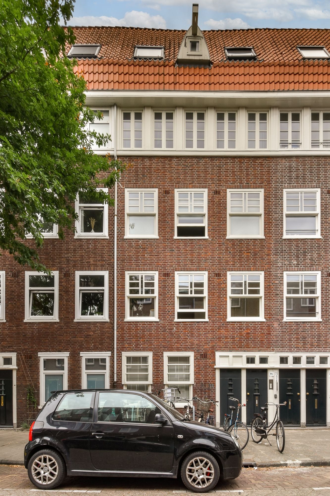 Photo 4 of Bataviastraat 71-B