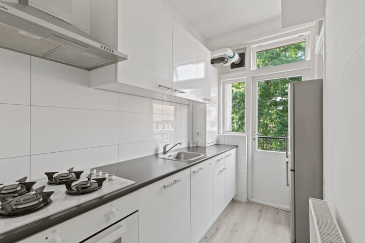 Foto 3 van Strevelsweg 132-A01