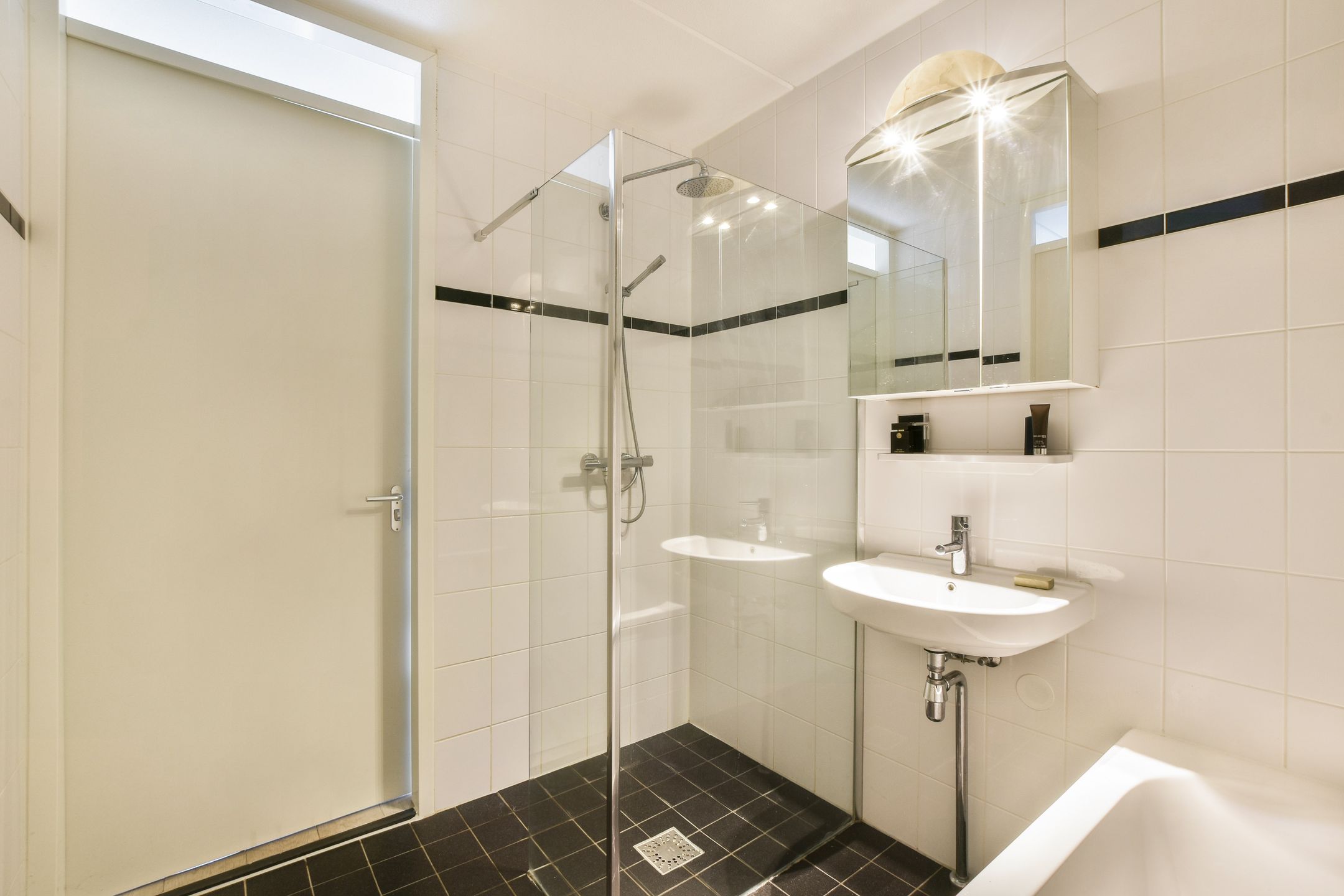 Foto 24 van Erich Salomonstraat 575