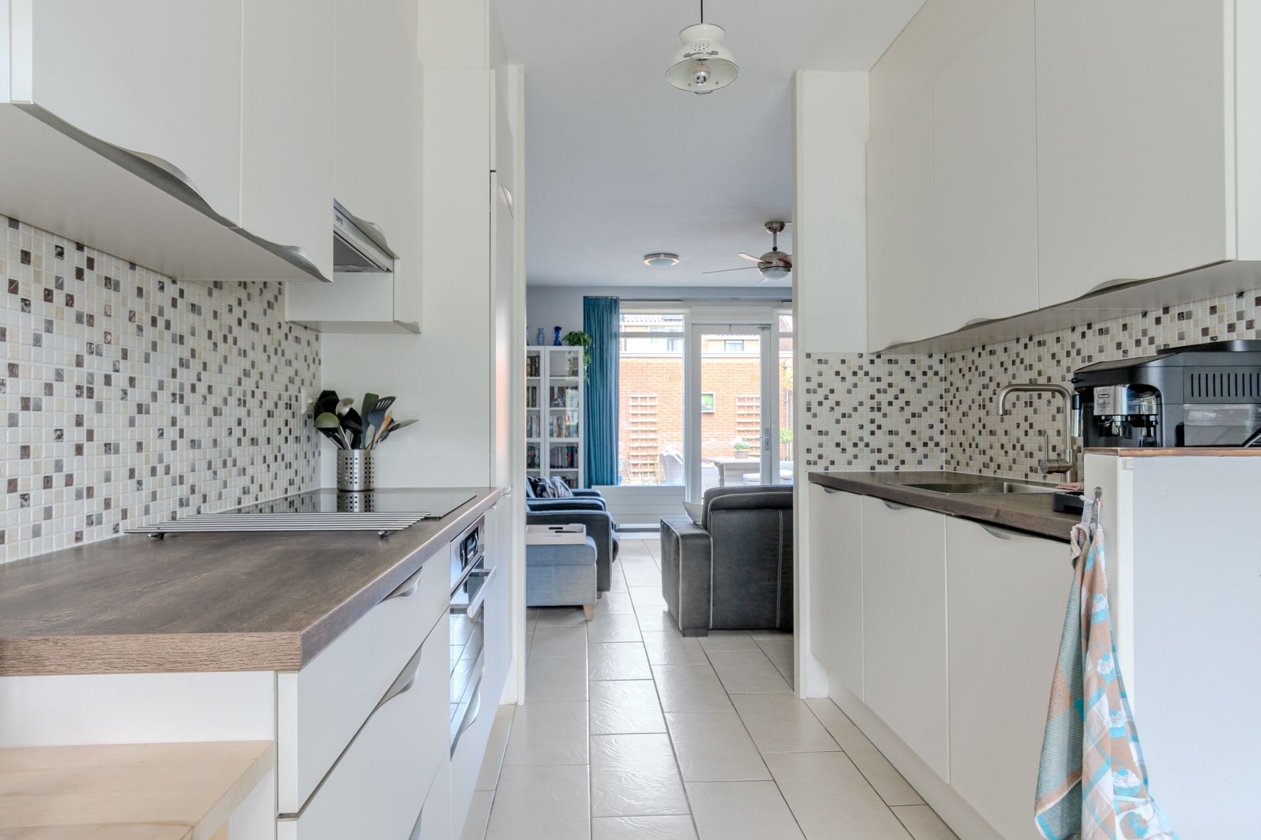 Foto 3 van Oranjetuin 11