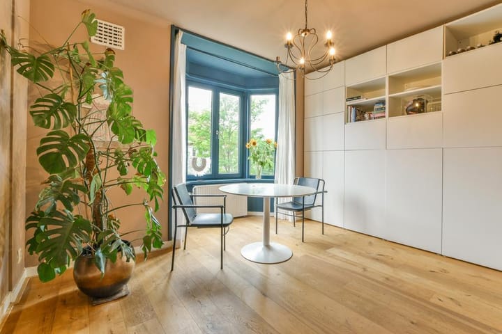 Foto 13 van Jekerstraat 110-3