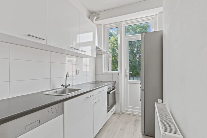 Foto 3 van Strevelsweg 132-A02