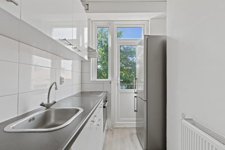 Foto 8 van Strevelsweg 132-A02