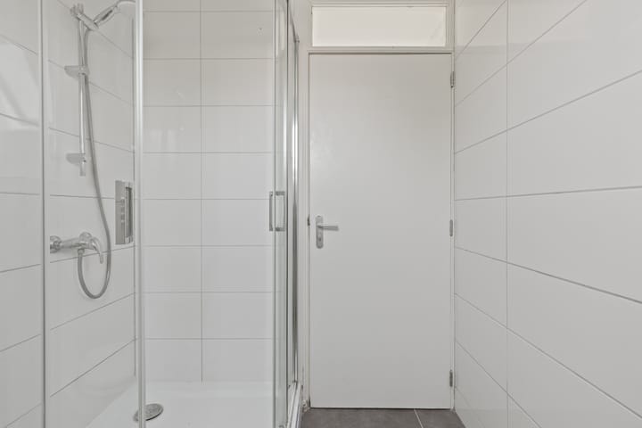 Foto 30 van Strevelsweg 132-A02