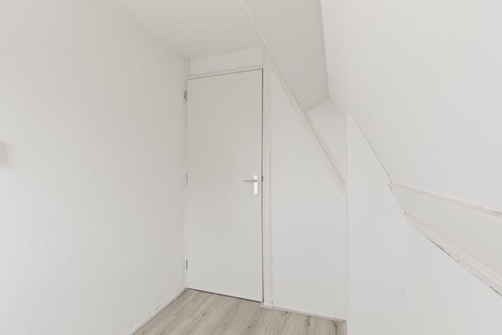 Foto 37 van Strevelsweg 132-A02