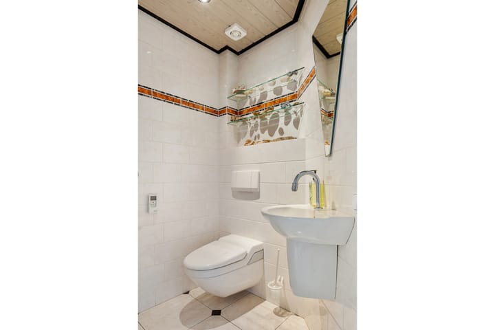 Foto 22 van Ringvaartlaan 1