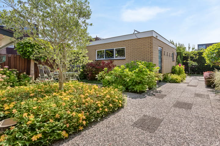 Foto 38 van Ringvaartlaan 1