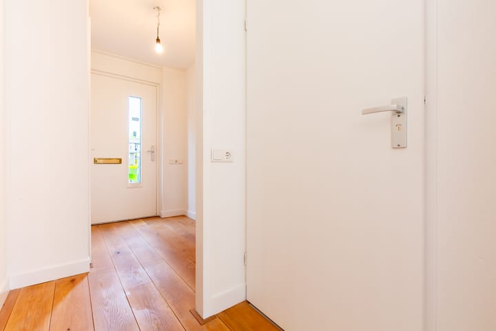 Foto 18 van Zeedistel 33