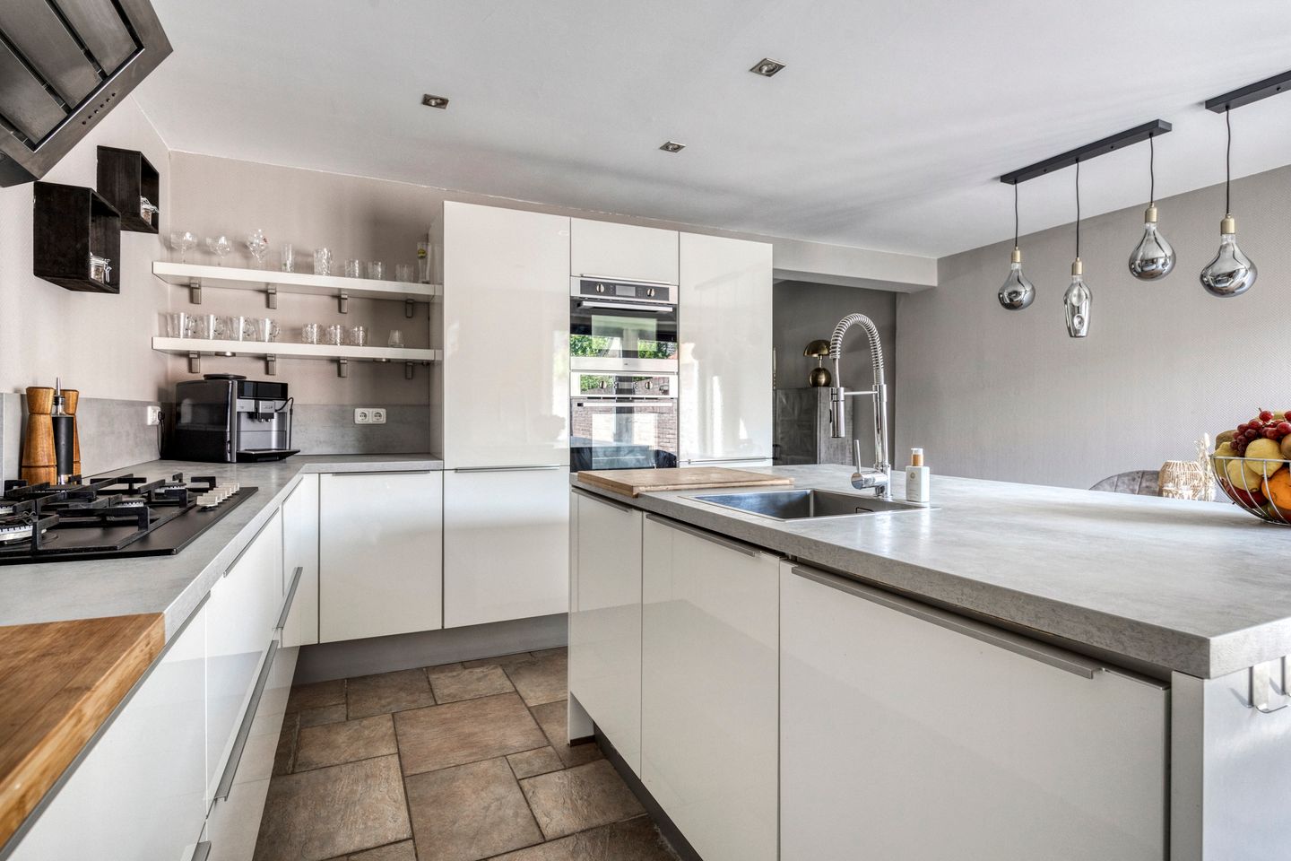 Foto 14 van Bornerbroeksestraat 63