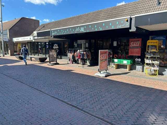 Bekijk foto 5 van Middenbaan 82-a