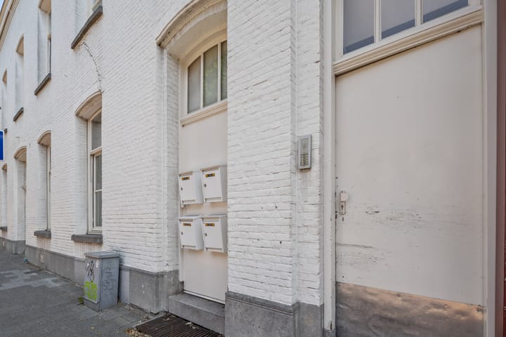 Foto 19 van Brugstraat 38-B