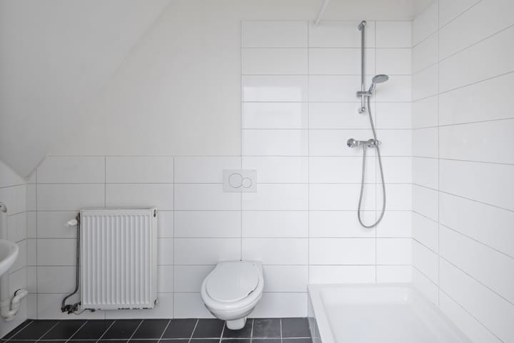 Photo 15 of Brugstraat 42-C