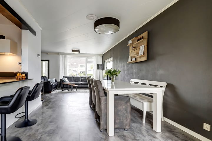 Foto 10 van Van Vlaanderenstraat 41