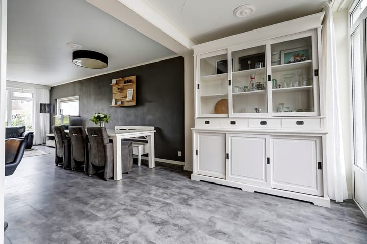 Foto 11 van Van Vlaanderenstraat 41