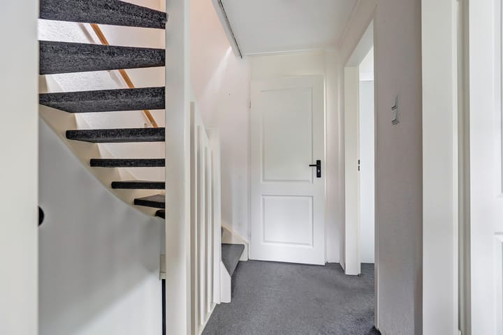 Foto 23 van Van Vlaanderenstraat 41