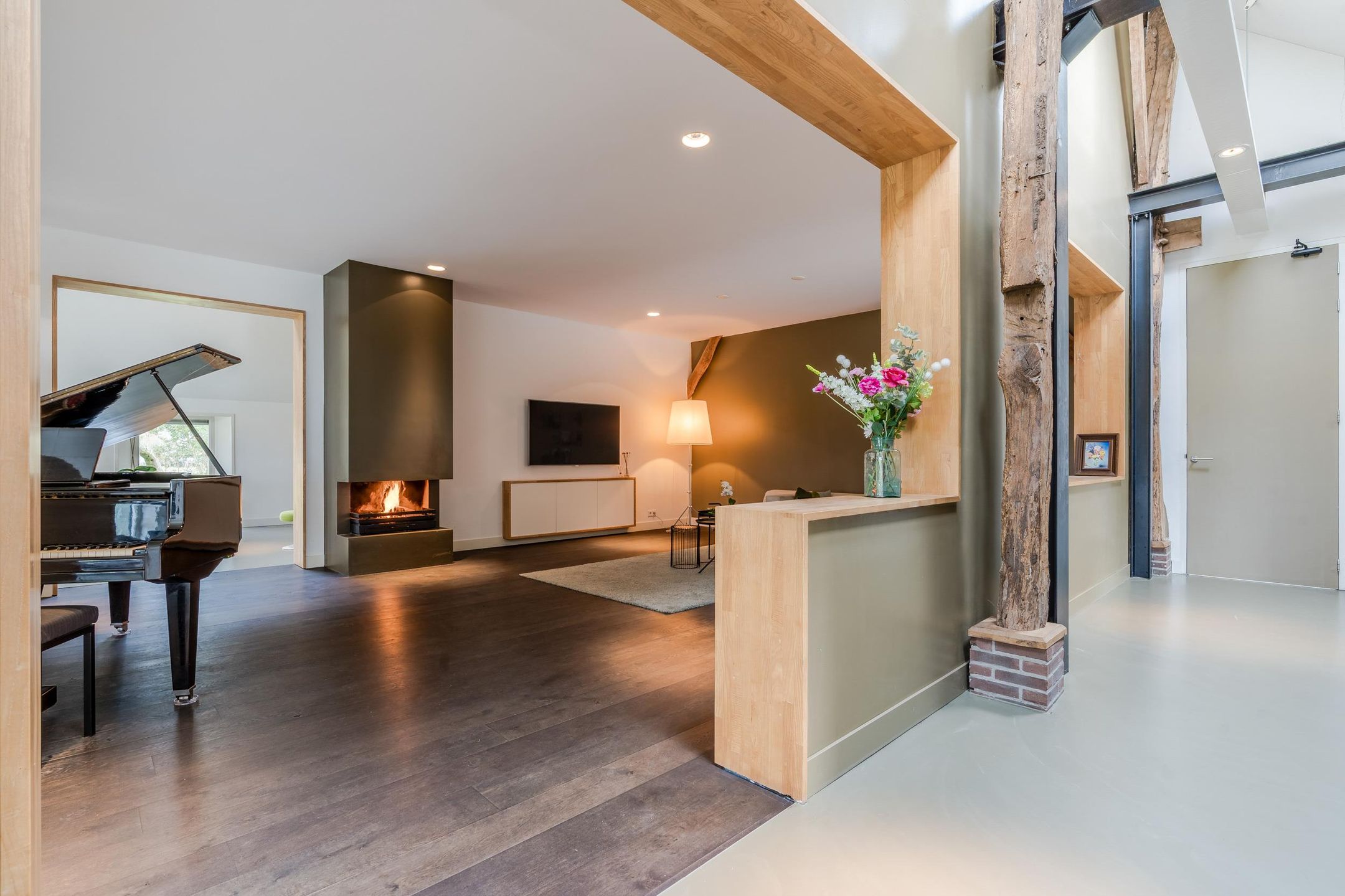 Foto 9 van Weerwilleweg 13