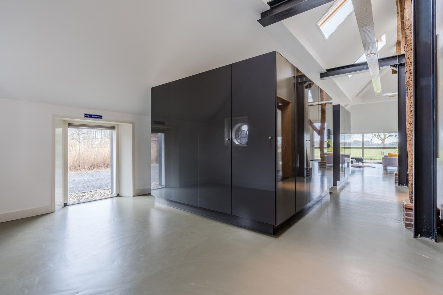 Foto 19 van Weerwilleweg 13