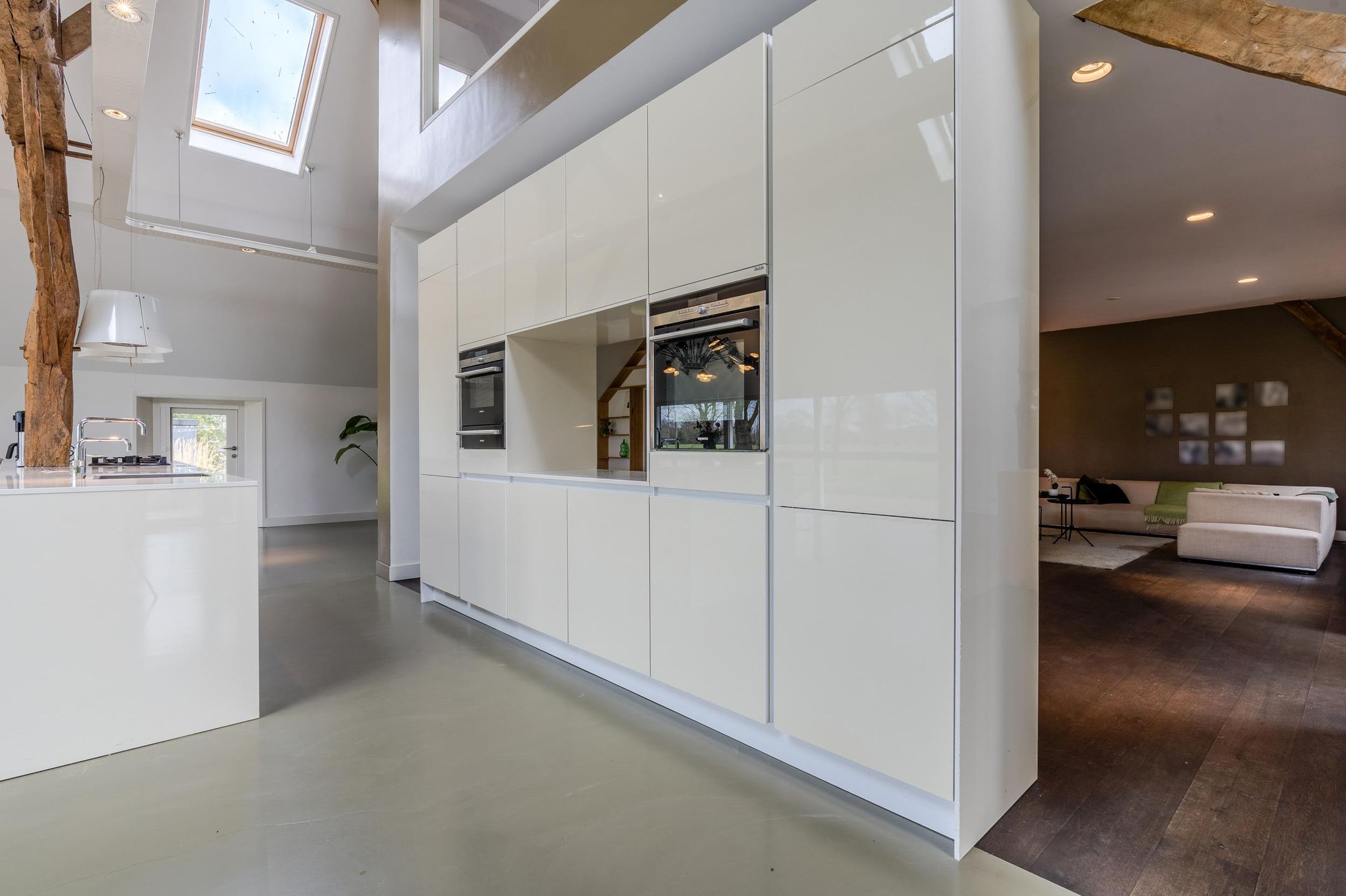 Foto 21 van Weerwilleweg 13