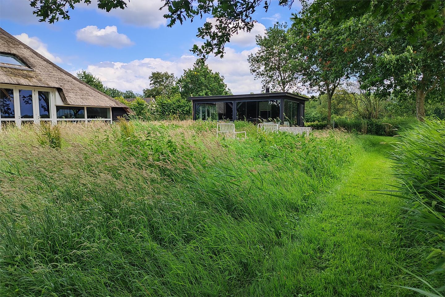 Foto 80 van Weerwilleweg 13