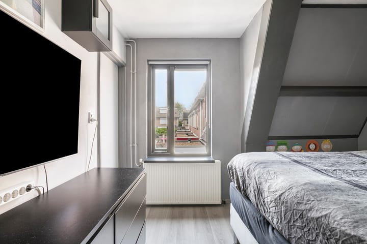 Foto 21 van Torenvalk 151-A