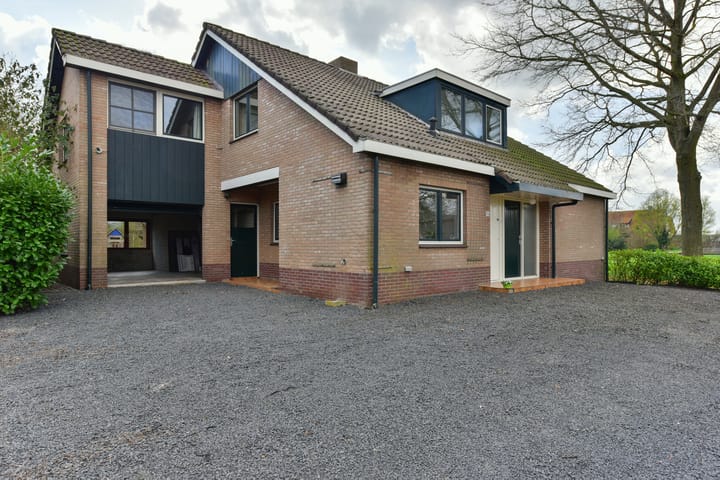 Photo 2 of Middenweg 94